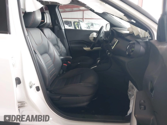 2020 Nissan Kicks SR with VIN 3N1CP5DV4LL555345, listed as a IAAI auction lot 41583234 with 68,864 mi miles and . Bid and sale history available at DreamBid. Image 5.