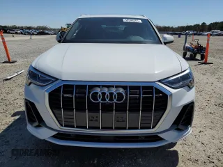 2025 Audi Q3 S line Premium Plus z VIN WA1EECF31S1040573, wystawiony jako Copart lot #50546365 z przebiegiem 159 mil mil oraz Szkody całkowita. Historia ofert i sprzedaży dostępna na DreamBid. Obrazek 5.