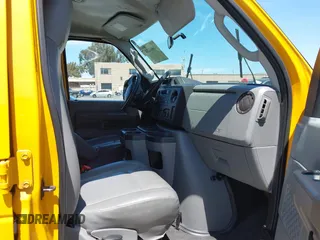 2012 Ford Econoline Cargo Commercial with VIN 1FTNE2EL7CDA09376, listed as a IAAI auction lot 42385074 with 161,909 mi miles and . Bid and sale history available at DreamBid. Image 5.