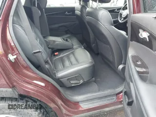 2017 Kia Sorento EX V6 with VIN 5XYPH4A50HG261420, listed as a IAAI auction lot 41933777 with 90,784 mi miles. Bid and sale history available at carsss.com. Image 8.