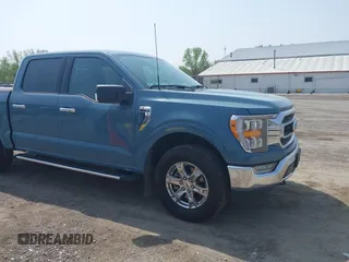 2023 Ford F-150 XL with VIN 1FTEW1EP0PKE47846, listed as a IAAI auction lot 41906748 with 70,211 mi miles and . Bid and sale history available at carsss.com. Image 1.