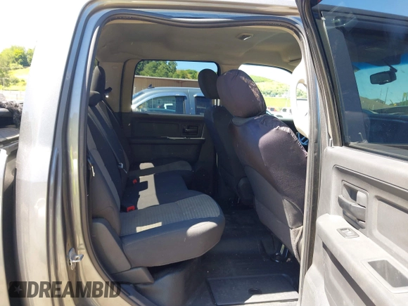 2011 Ram 2500 SLT with VIN 3D7TT2CT9BG610246, listed as a IAAI auction lot 39774314 with 269,830 mi miles. Bid and sale history available at carsss.com. Image 8.