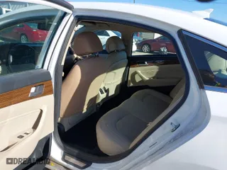 2016 Hyundai Sonata 2.4L Sport with VIN 5NPE34AF7GH406121, listed as a IAAI auction lot 41652078 with 90,445 mi miles. Bid and sale history available at carsss.com. Image 8.