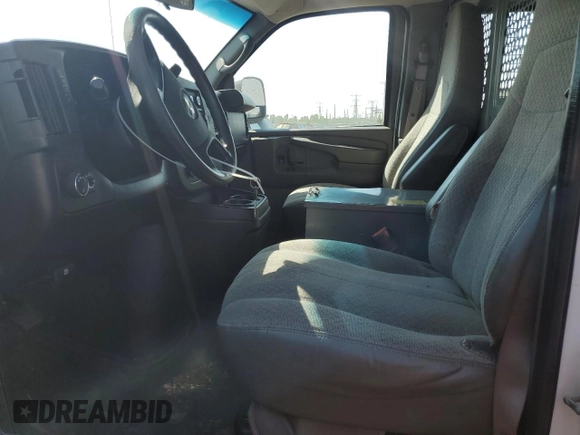 2014 Chevrolet Express Cargo Van with VIN 1GCWGFCA4E1122858, listed as a Copart auction lot 72409114 with 137,908 mi miles and Salvage Title. Bid and sale history available at carsss.com. Image 7.