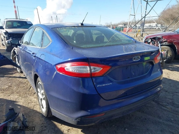 2013 Ford Fusion SE with VIN 3FA6P0H72DR102371, listed as a IAAI auction lot 41588018 with 167,544 mi miles. Bid and sale history available at carsss.com. Image 3.