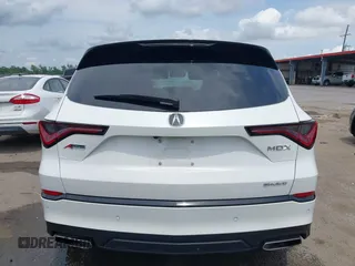 2024 Acura MDX w/A-Spec Package z VIN 5J8YE1H06RL011032, wystawiony jako IAAI lot #42308596 z przebiegiem 9 201 mil mil oraz . Historia ofert i sprzedaży dostępna na DreamBid. Obrazek 16.
