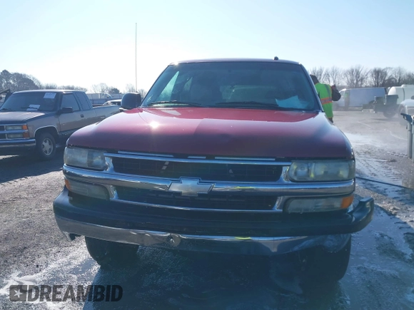 2005 Chevrolet Tahoe Z71 с VIN 1GNEC13T55R155842, выставлен на аукционе IAAI как лот 41321412 с пробегом 221 109 миль миль и . История ставок и продаж доступна на DreamBid. Изображение 12.