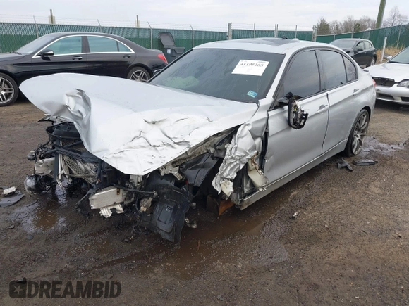 2013 BMW 3 Series 335i xDrive with VIN WBA3B9G52DNR90099, listed as a IAAI auction lot 41195265 with 116,320 mi miles and . Bid and sale history available at DreamBid. Image 17.