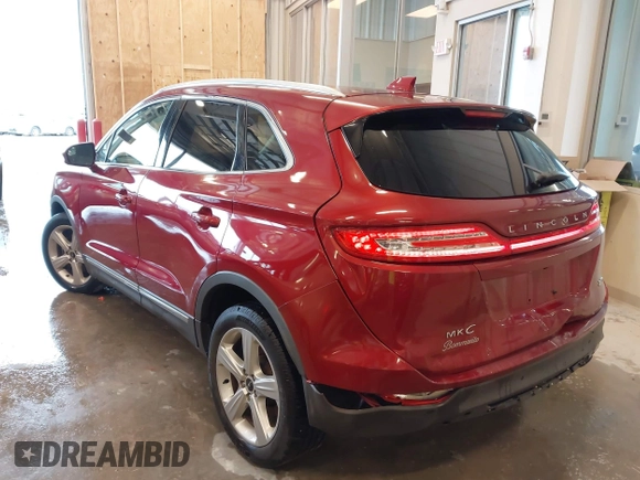2017 Lincoln MKC Premiere with VIN 5LMCJ1C90HUL32656, listed as a IAAI auction lot 41929745 with 84,036 mi miles and . Bid and sale history available at DreamBid. Image 3.