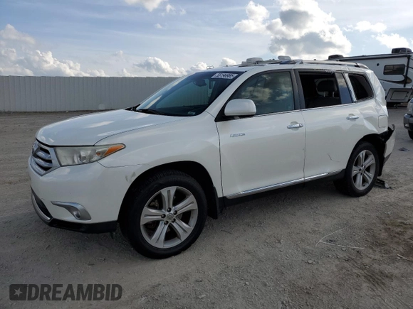 2011 Toyota Highlander Limited с VIN 5TDDK3EH9BS066915, выставлен на аукционе Copart как лот 55196985 с пробегом 210 749 миль миль и Списание • Salvage title. История ставок и продаж доступна на DreamBid. Изображение 1.