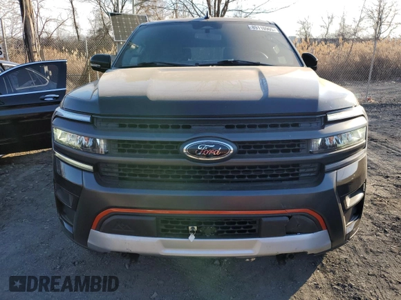 2024 Ford Expedition Timberline с VIN 1FMJU1RGXREA60667, выставлен на аукционе Copart как лот 89110905 с пробегом 4 895 миль миль и Списание • Salvage title. История ставок и продаж доступна на DreamBid. Изображение 5.