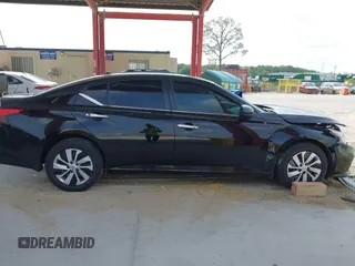 2020 Nissan Altima S z VIN 1N4BL4BV0LC263355, wystawiony jako IAAI lot #42203168 z przebiegiem 113 096 mil mil oraz . Historia ofert i sprzedaży dostępna na DreamBid. Obrazek 13.