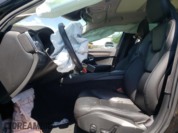 2018 Volvo V90 z VIN YV4A22NLXJ1027194, wystawiony jako Copart lot #63905984 z przebiegiem 47 563 mil mil oraz Szkody całkowita. Historia ofert i sprzedaży dostępna na DreamBid. Obrazek 7.