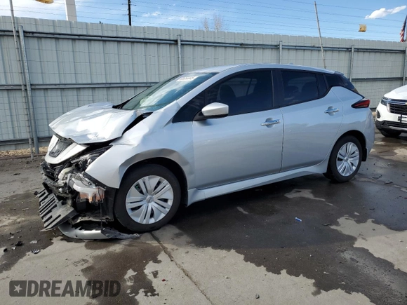 2025 Nissan LEAF S with VIN 1N4AZ1BV9SC561541, listed as a Copart auction lot 50654445 with 5,496 mi miles and Salvage Title. Bid and sale history available at carsss.com. Image 1.