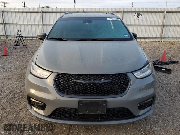 2023 Chrysler Pacifica Touring L with VIN 2C4RC1BG4PR505313, listed as a Copart auction lot 54069305 with 24,687 mi miles and Salvage title. Bid and sale history available at DreamBid. Image 5.