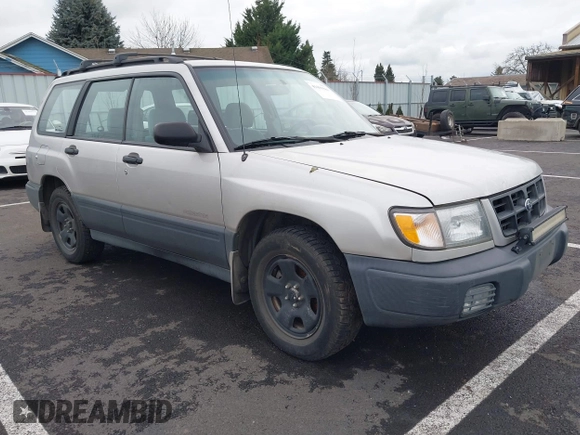 2000 Subaru Forester L with VIN JF1SF6353YH701667, listed as a IAAI auction lot 41499844 with 203,050 mi miles. Bid and sale history available at carsss.com. Image 1.