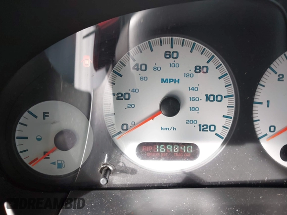 2004 Dodge Caravan SE with VIN 1D4GP24R14B562923, listed as a IAAI auction lot 41157893 with 169,040 mi miles. Bid and sale history available at carsss.com. Image 16.