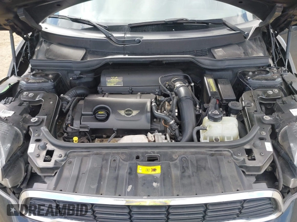2012 MINI Countryman S with VIN WMWZC5C59CWM12757, listed as a IAAI auction lot 42276546 with 159,772 mi miles and . Bid and sale history available at DreamBid. Image 10.