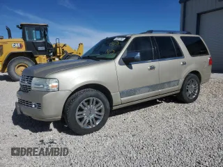 2008 Lincoln Navigator with VIN 5LMFU28548LJ12295, listed as a Copart auction lot 45897995 with 210,181 mi miles and Clean Title. Bid and sale history available at carsss.com. Image 1.