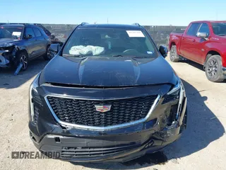 2019 Cadillac XT4 FWD Sport with VIN 1GYFZER47KF159675, listed as a IAAI auction lot 41766769 with 46,595 mi miles. Bid and sale history available at carsss.com. Image 12.