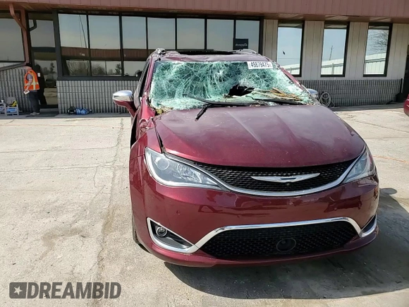 2018 Chrysler Pacifica Limited z VIN 2C4RC1GG8JR132387, wystawiony jako Copart lot #49879475 z przebiegiem 68 484 mil mil oraz Czysty tytuł • Clean title. Historia ofert i sprzedaży dostępna na DreamBid. Obrazek 11.
