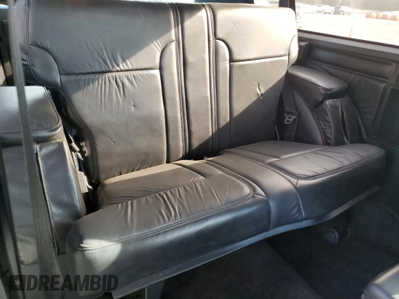 1993 GMC Jimmy z VIN 1GDCT18Z9P0810178, wystawiony jako Copart lot #79442614 z przebiegiem 19 514 mil mil oraz Szkoda całkowita • Salvage title. Historia ofert i sprzedaży dostępna na DreamBid. Obrazek 10.