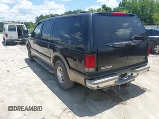 2002 Ford Excursion Limited с VIN 1FMNU42S92EB65675, выставлен на аукционе IAAI как лот 42503068 с пробегом 250 942 миль миль и . История ставок и продаж доступна на DreamBid. Изображение 3.