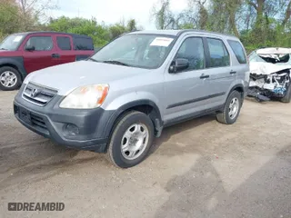 2005 Honda CR-V LX with VIN SHSRD78595U321847, listed as a IAAI auction lot 42099841 with 212,423 mi miles. Bid and sale history available at carsss.com. Image 2.