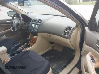 2004 Honda Accord EX z VIN 1HGCM66594A098504, wystawiony jako IAAI lot #42524995 z przebiegiem 119 006 mil mil oraz . Historia ofert i sprzedaży dostępna na DreamBid. Obrazek 5.