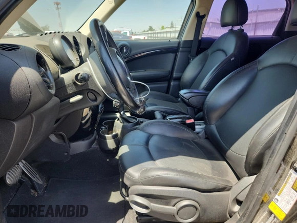 2013 MINI Countryman S z VIN WMWZC3C5XDWP22423, wystawiony jako Copart lot #58469335 z przebiegiem 120 918 mil mil oraz Czysty tytuł • Clean title. Historia ofert i sprzedaży dostępna na DreamBid. Obrazek 7.