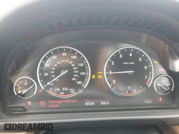 2013 BMW 5 Series 528i xDrive z VIN WBAXH5C58DD108132, wystawiony jako Copart lot #57969865 z przebiegiem 68 308 mil mil oraz Szkoda całkowita • Salvage title. Historia ofert i sprzedaży dostępna na DreamBid. Obrazek 9.