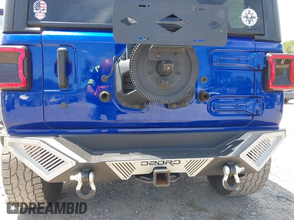 2019 Jeep Wrangler Unlimited Sport Altitude with VIN 1C4HJXDG2KW532866, listed as a IAAI auction lot 42320008 with 66,316 mi miles and . Bid and sale history available at DreamBid. Image 17.
