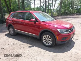 2018 Volkswagen Tiguan SEL with VIN 3VV3B7AX6JM073546, listed as a IAAI auction lot 42439602 with 97,109 mi miles and . Bid and sale history available at DreamBid. Image 1.