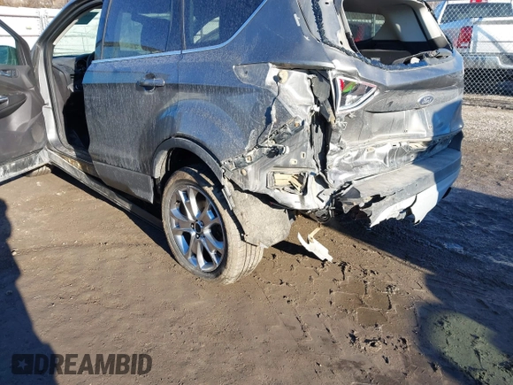 2014 Ford Escape SE z VIN 1FMCU9GXXEUB99093, wystawiony jako IAAI lot #41662040 z przebiegiem 120 783 mil mil oraz . Historia ofert i sprzedaży dostępna na DreamBid. Obrazek 6.