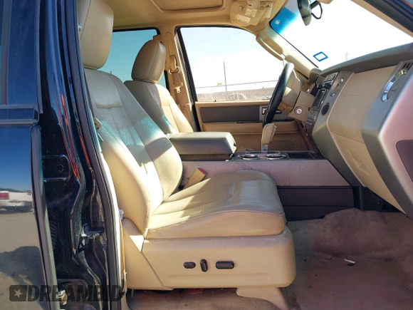 2011 Ford Expedition XLT with VIN 1FMJU1H55BEF25877, listed as a IAAI auction lot 41403624 with 198,558 mi miles and . Bid and sale history available at DreamBid. Image 5.