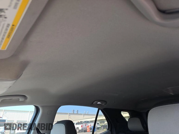 2020 Chevrolet Equinox LT z VIN 2GNAXJEV5L6230548, wystawiony jako IAAI lot #42573168 z przebiegiem 95 519 mil mil oraz . Historia ofert i sprzedaży dostępna na DreamBid. Obrazek 19.