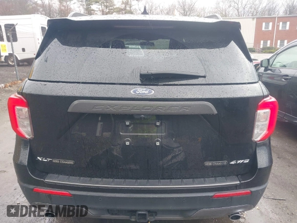 2022 Ford Explorer XLT with VIN 1FMSK8DH6NGB16928, listed as a IAAI auction lot 41917630 with 51,427 mi miles and . Bid and sale history available at DreamBid. Image 17.