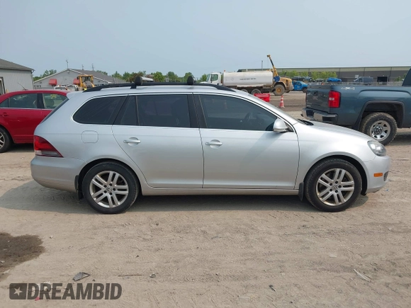 2014 Volkswagen Jetta TDI w/Sunroof & Nav z VIN 3VWPL7AJ3EM618503, wystawiony jako IAAI lot #42352147 z przebiegiem 94 341 mil mil oraz . Historia ofert i sprzedaży dostępna na DreamBid. Obrazek 13.