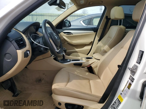 2015 BMW X1 xDrive28i with VIN WBAVL1C58FVY28445, listed as a Copart auction lot 49148015 with 144,319 mi miles and Clean Title. Bid and sale history available at carsss.com. Image 7.