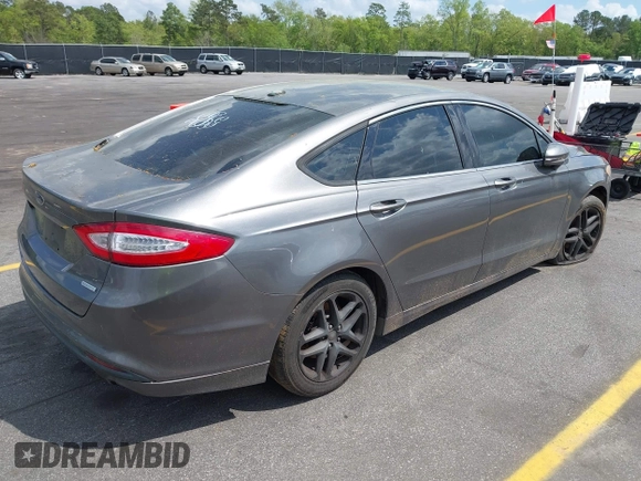 2013 Ford Fusion SE with VIN 3FA6P0HR9DR153612, listed as a IAAI auction lot 41949853 with 117,060 mi miles. Bid and sale history available at carsss.com. Image 4.