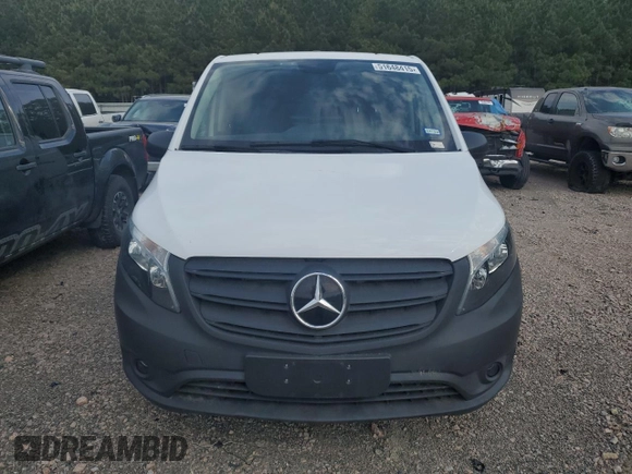 2023 Mercedes-Benz Metris Cargo z VIN W1YV0BEY9P4267409, wystawiony jako Copart lot #51648415 z przebiegiem 10 525 mil mil oraz Szkoda całkowita • Salvage title. Historia ofert i sprzedaży dostępna na DreamBid. Obrazek 5.