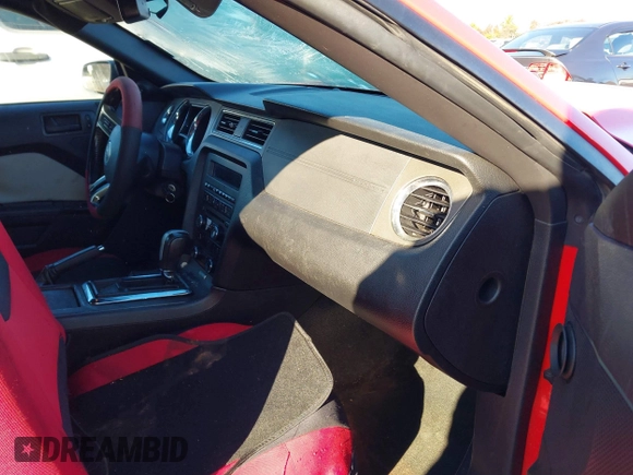 2014 Ford Mustang V6 with VIN 1ZVBP8EM7E5269411, listed as a IAAI auction lot 41067341 with 161,383 mi miles. Bid and sale history available at carsss.com. Image 5.