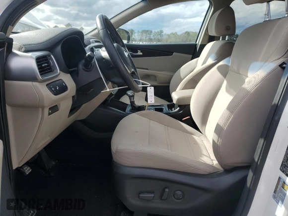 2019 Kia Sorento LX with VIN 5XYPG4A38KG534838, listed as a Copart auction lot 47555595 with 51,103 mi miles and Salvage Title. Bid and sale history available at carsss.com. Image 7.