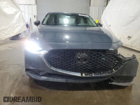 2024 Mazda 3 S Carbon Edition with VIN 3MZBPBCM7RM411319, listed as a Copart auction lot 62766705 with 30,500 mi miles and Non repairable. Bid and sale history available at DreamBid. Image 5.