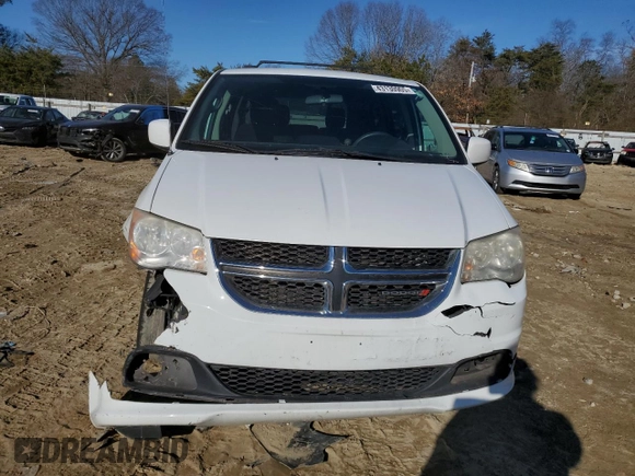 2014 Dodge Grand Caravan SXT z VIN 2C4RDGCG5ER183955, wystawiony jako Copart lot #43130905 z przebiegiem 211 970 mil mil oraz Szkody całkowita. Historia ofert i sprzedaży dostępna na DreamBid. Obrazek 5.