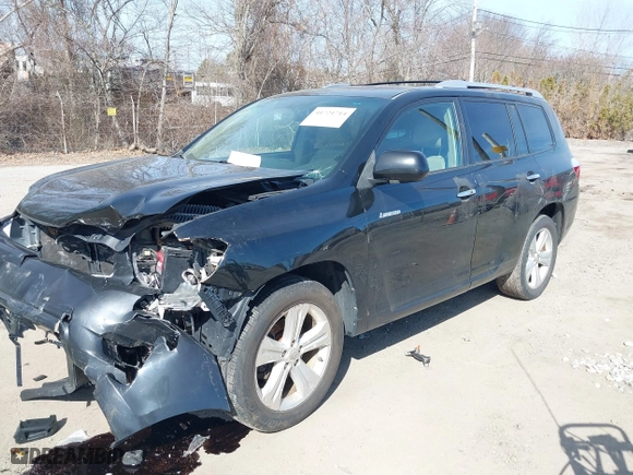 2010 Toyota Highlander Limited with VIN 5TDDK3EHXAS026583, listed as a IAAI auction lot 41721714 with 316,251 mi miles. Bid and sale history available at carsss.com. Image 17.
