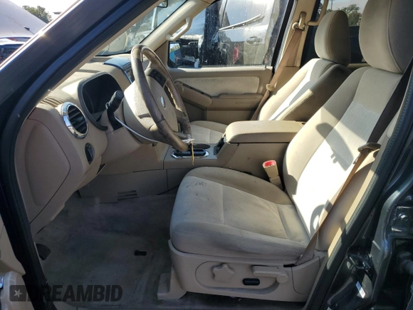 2010 Ford Explorer XLT z VIN 1FMEU7DE3AUA59445, wystawiony jako Copart lot #66660265 z przebiegiem 218 203 mil mil oraz Czysty tytuł • Clean title. Historia ofert i sprzedaży dostępna na DreamBid. Obrazek 7.