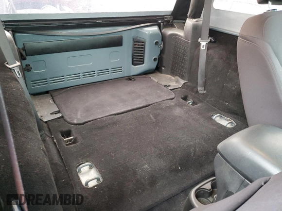 2014 Jeep Wrangler Sport с VIN 1C4AJWAG1EL117219, выставлен на аукционе Copart как лот 59696355 с пробегом 105 865 миль миль и Списание • Salvage title. История ставок и продаж доступна на DreamBid. Изображение 10.