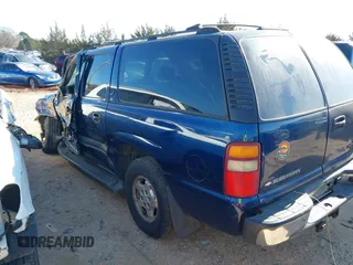 2002 Chevrolet Suburban LS with VIN 3GNEC16ZX2G275244, listed as a IAAI auction lot 41486081 with 1 mi miles. Bid and sale history available at carsss.com. Image 3.