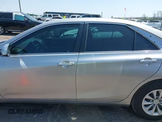 2016 Toyota Camry XLE with VIN 4T4BF1FK2GR548706, listed as a IAAI auction lot 41965363 with 70,284 mi miles and . Bid and sale history available at carsss.com. Image 14.